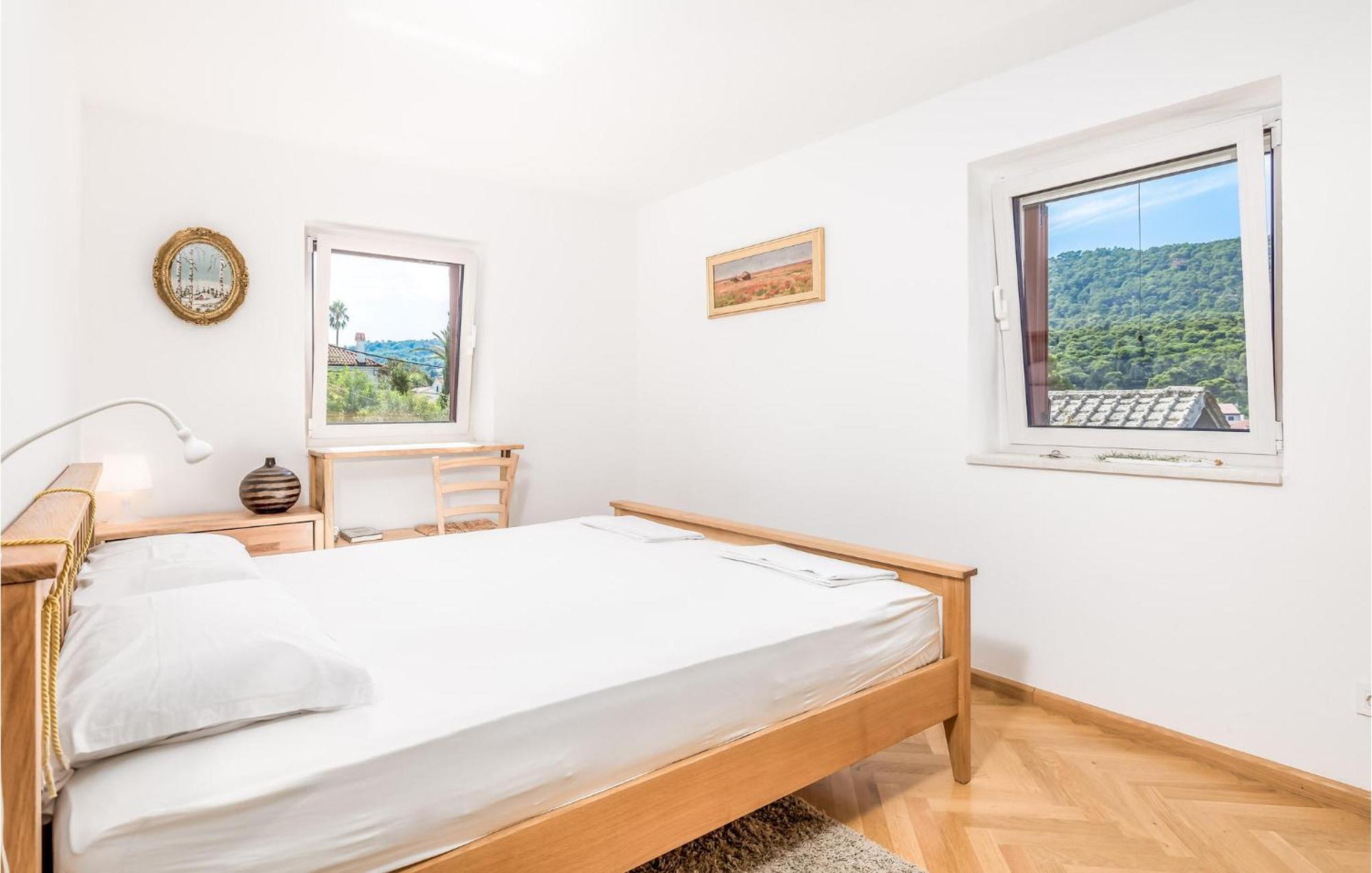 2 Bedroom Awesome Apartment In Veli Lošinj Exterior foto